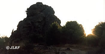 Peña redonda atardecer