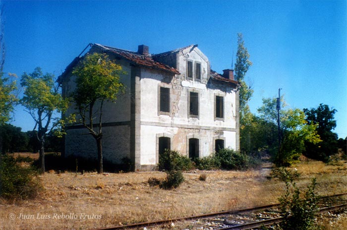Apeadero de Villares de Yeltes