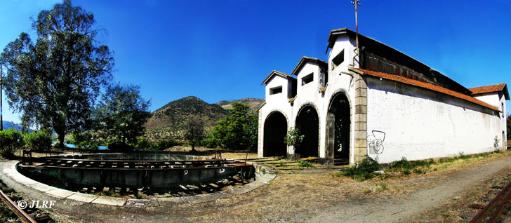 Puente giratorio y cocheras