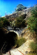 Túnel 18