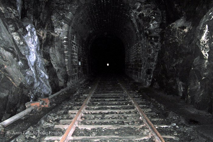 tunel01_a4.jpg - Túnel 1 (interior)